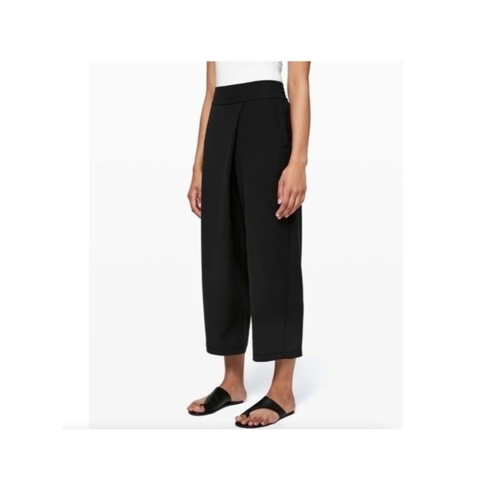 Lululemon With The Flow Pant 8 Black Travel Woven Crop Wide Leg Crop LW5BVNS